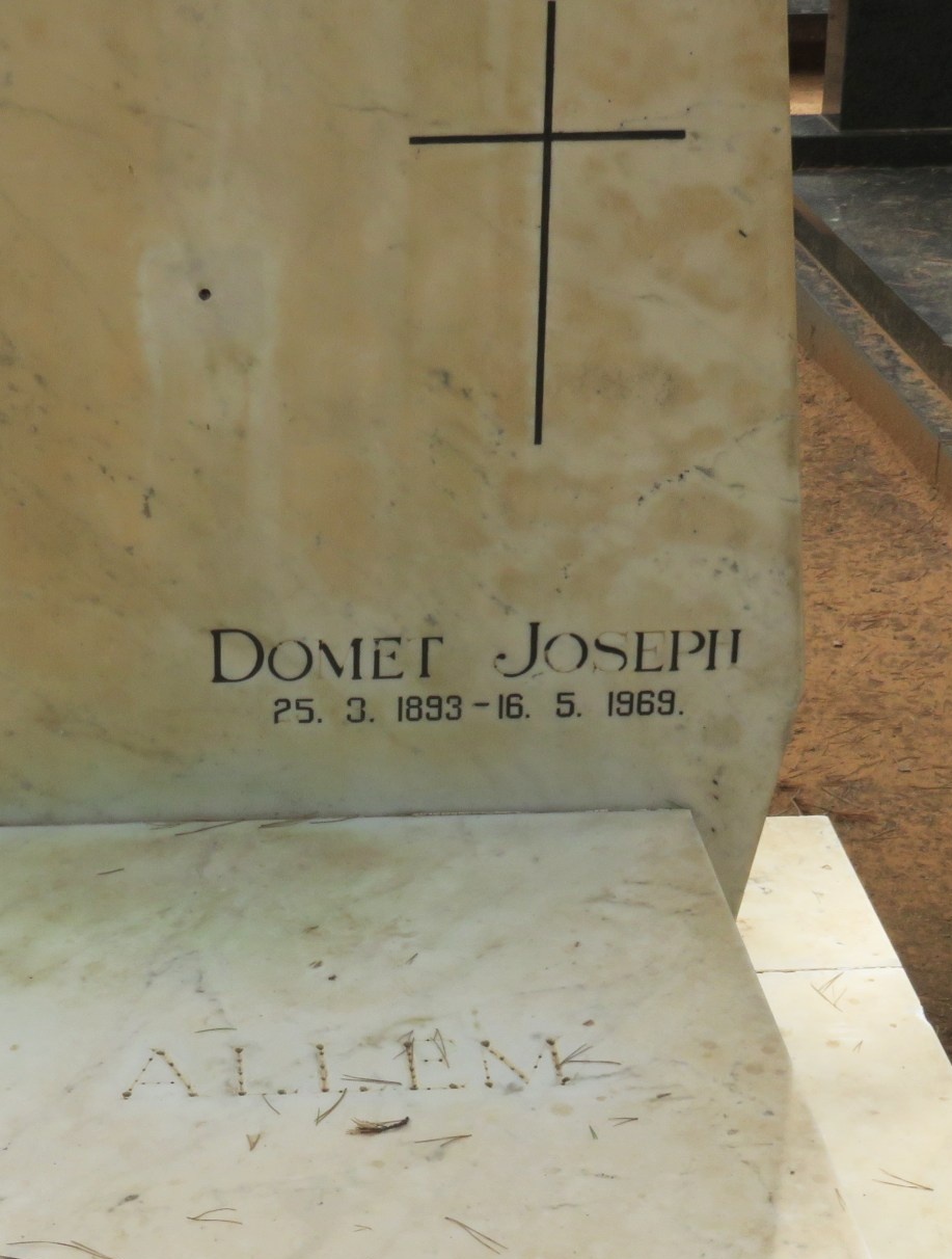 Viljoenskroon Allem grave stone
